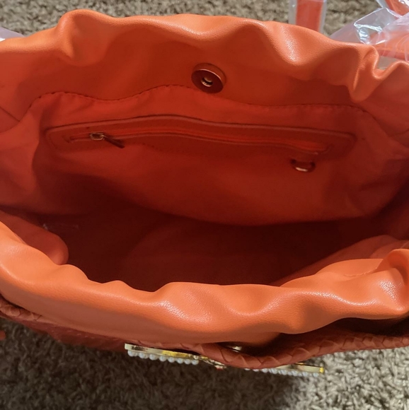 Purse - Picture 4 of 4